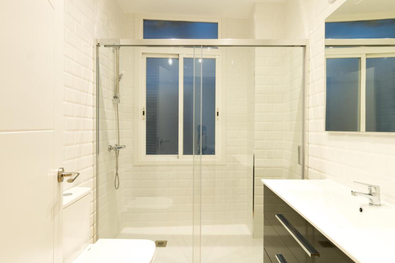 New Guggenheim Apartment Билбао Екстериор снимка